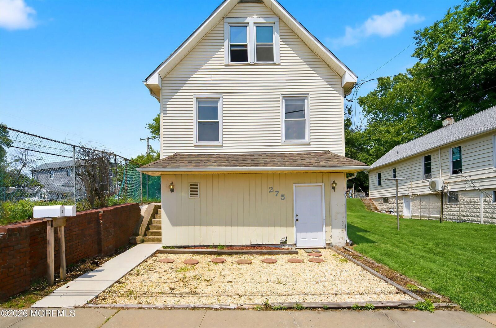 Property Photo:  275 Laurence Parkway  NJ 08879 