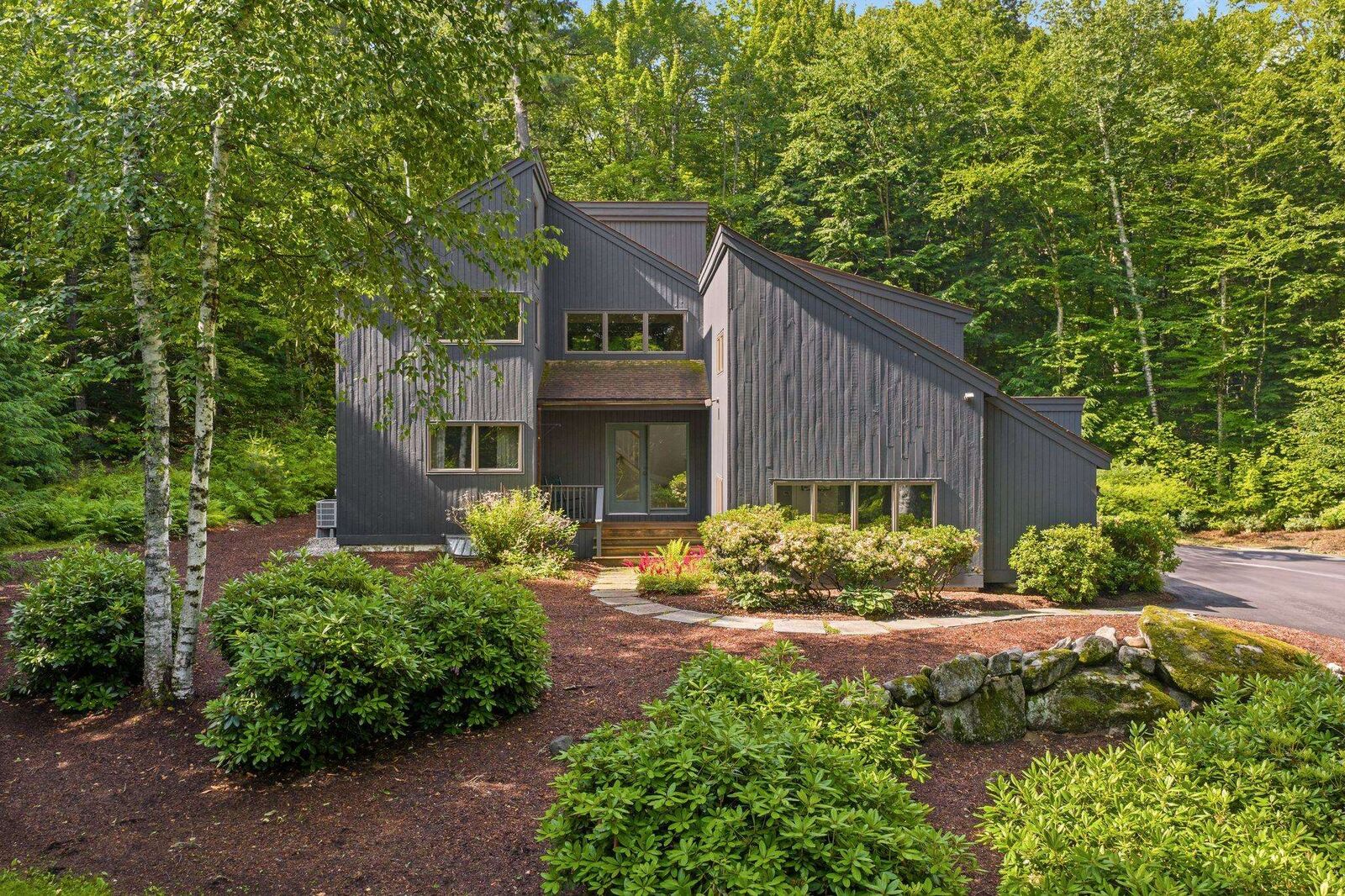 Property Photo: 52 Upper Bay Road NH 03782