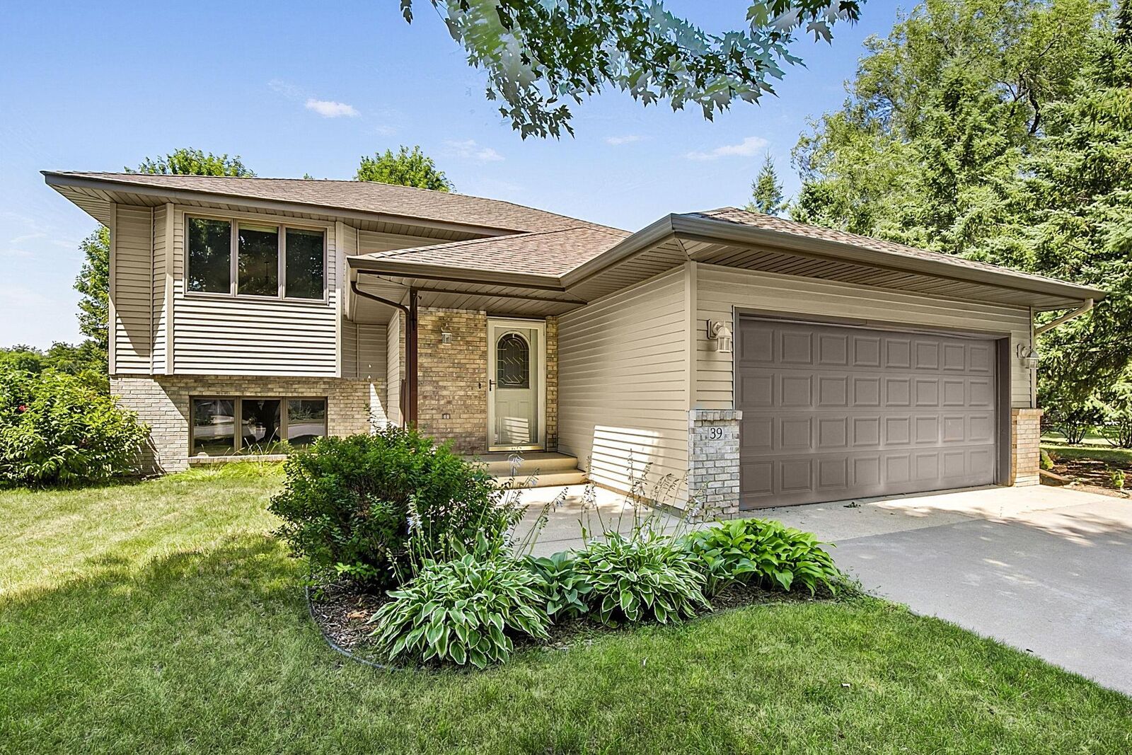 Property Photo: 39 Fairfield Lane MN 56303