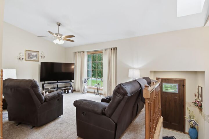 Property Photo:  1440 Birchwood Lane  WI 54703 