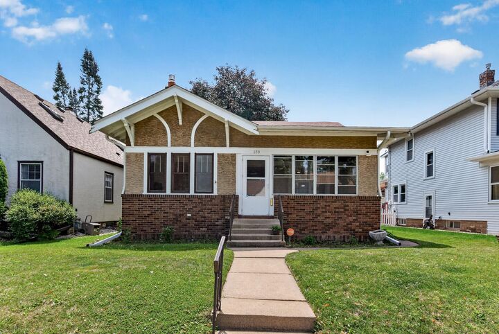 Property Photo:  658 Nebraska Avenue E  MN 55106 