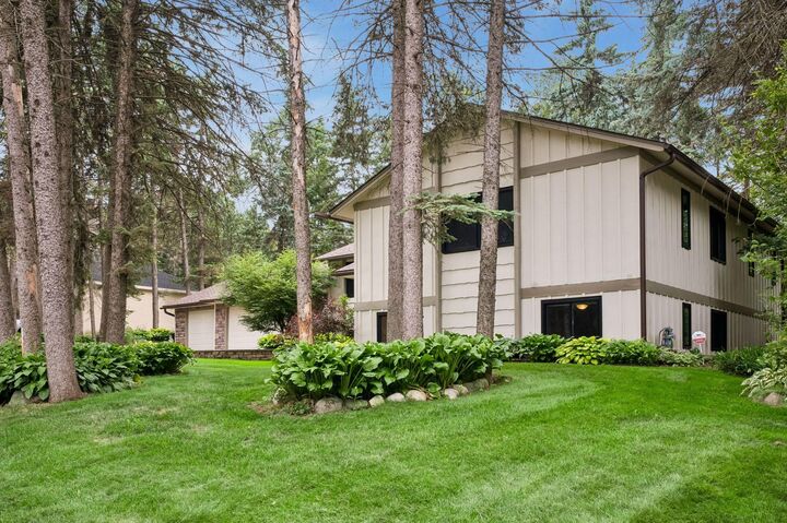 Property Photo: 1148 Kenilworth Drive MN 55125