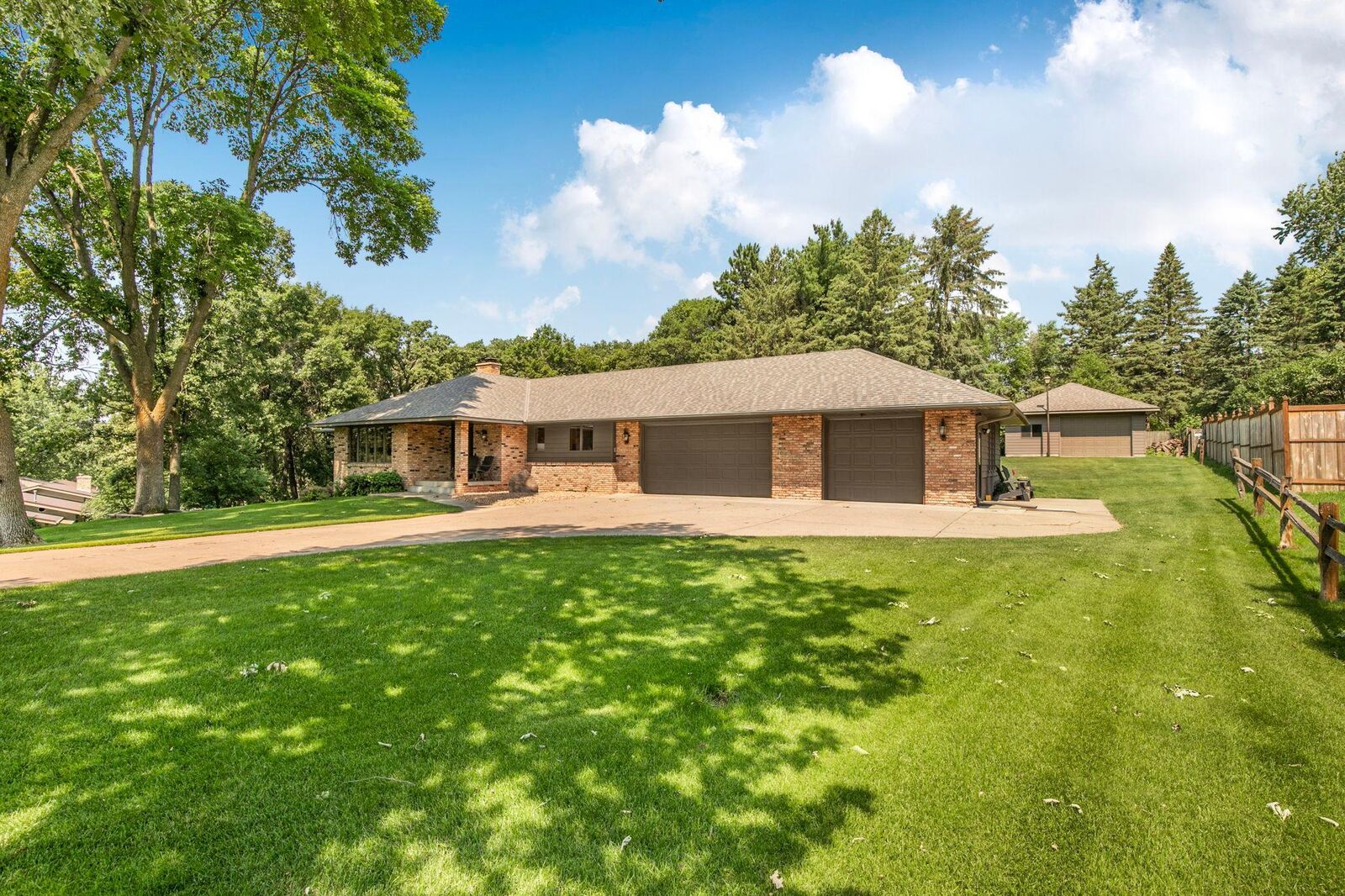 Property Photo: 117 Benton Oaks Drive MN 56379