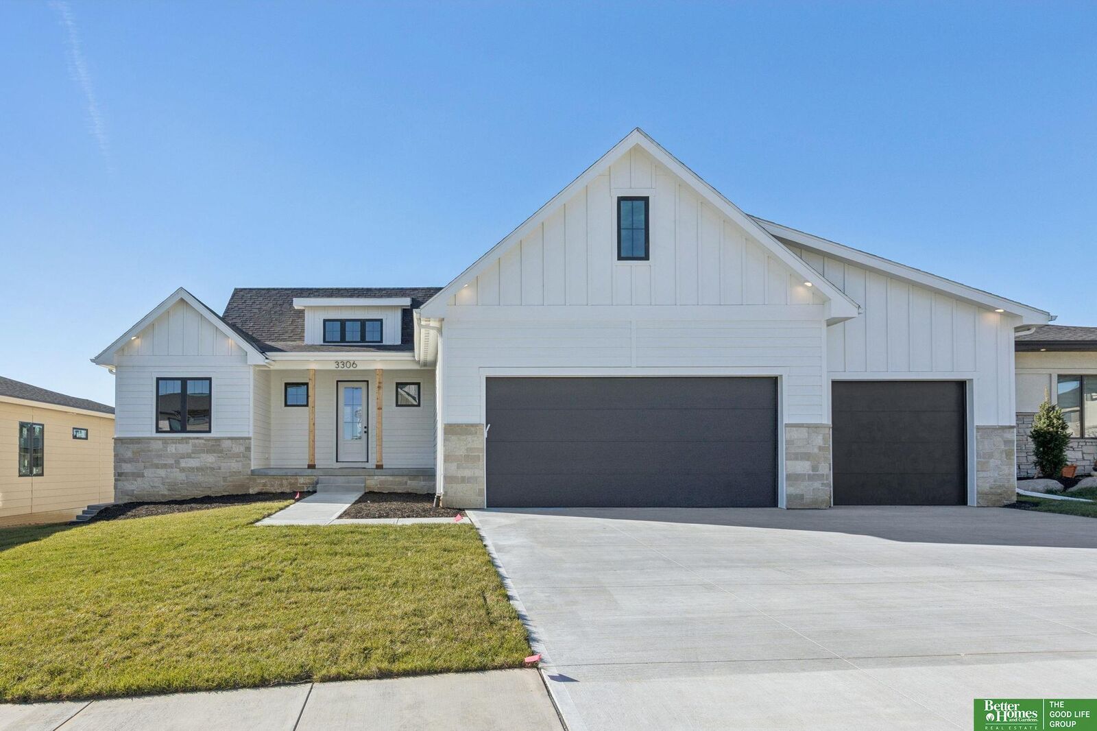 Property Photo: 3306 S 212th Street NE 68022
