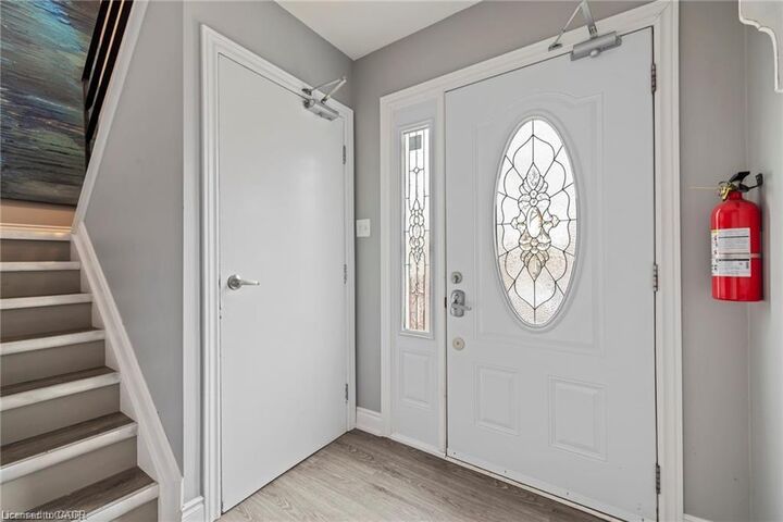 Property Photo:  107 Horning Drive Upper  ON L9C 6L2 