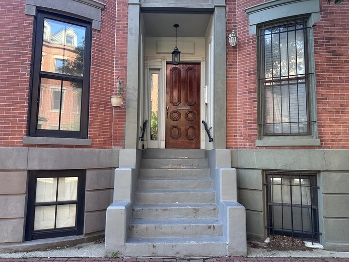 Property Photo: 520 Shawmut Ave 1 MA 02118
