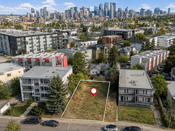 1819 26 Avenue SW — photo 1