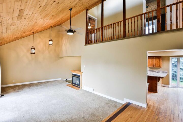 Property Photo: 30 N 250 E AB T0K 2S0