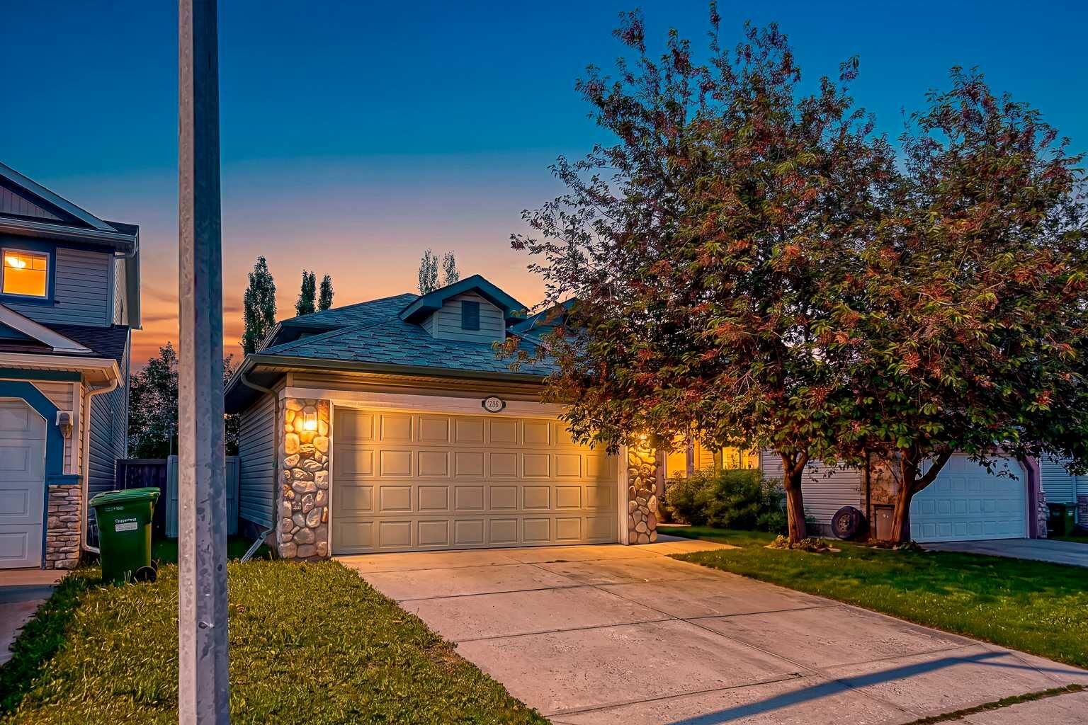 Property Photo: 236 Covepark Close NE AB T3K 5R3