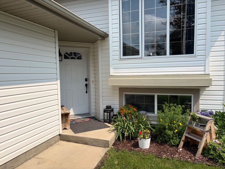 Property Photo: 4 Willow Point AB T0J 0Y5