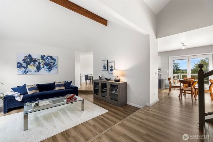 Property Photo:  11243  Garland Lane  WA 98257 