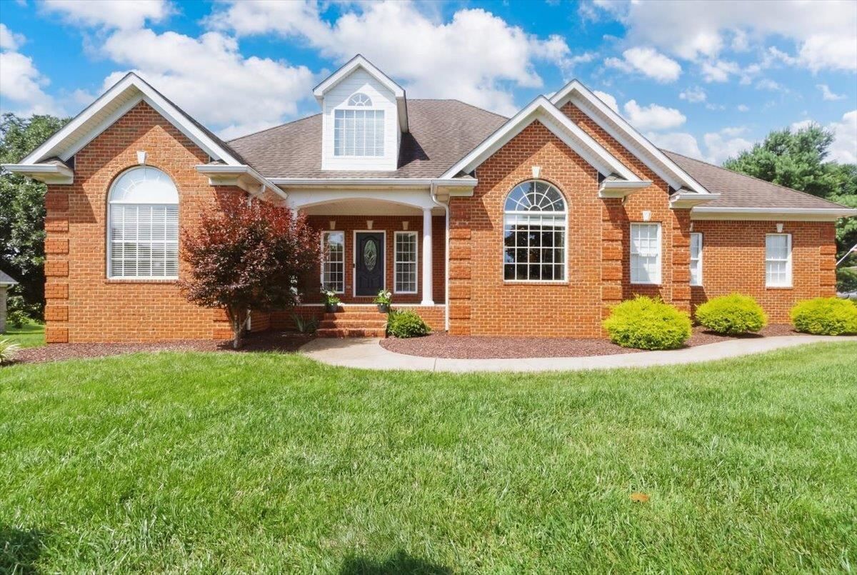 Property Photo:  121 Stagecoach Drive  KY 42122 