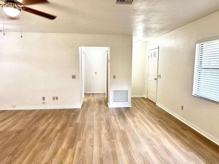 Property Photo:  120 Vassar Dr  FL 32086 