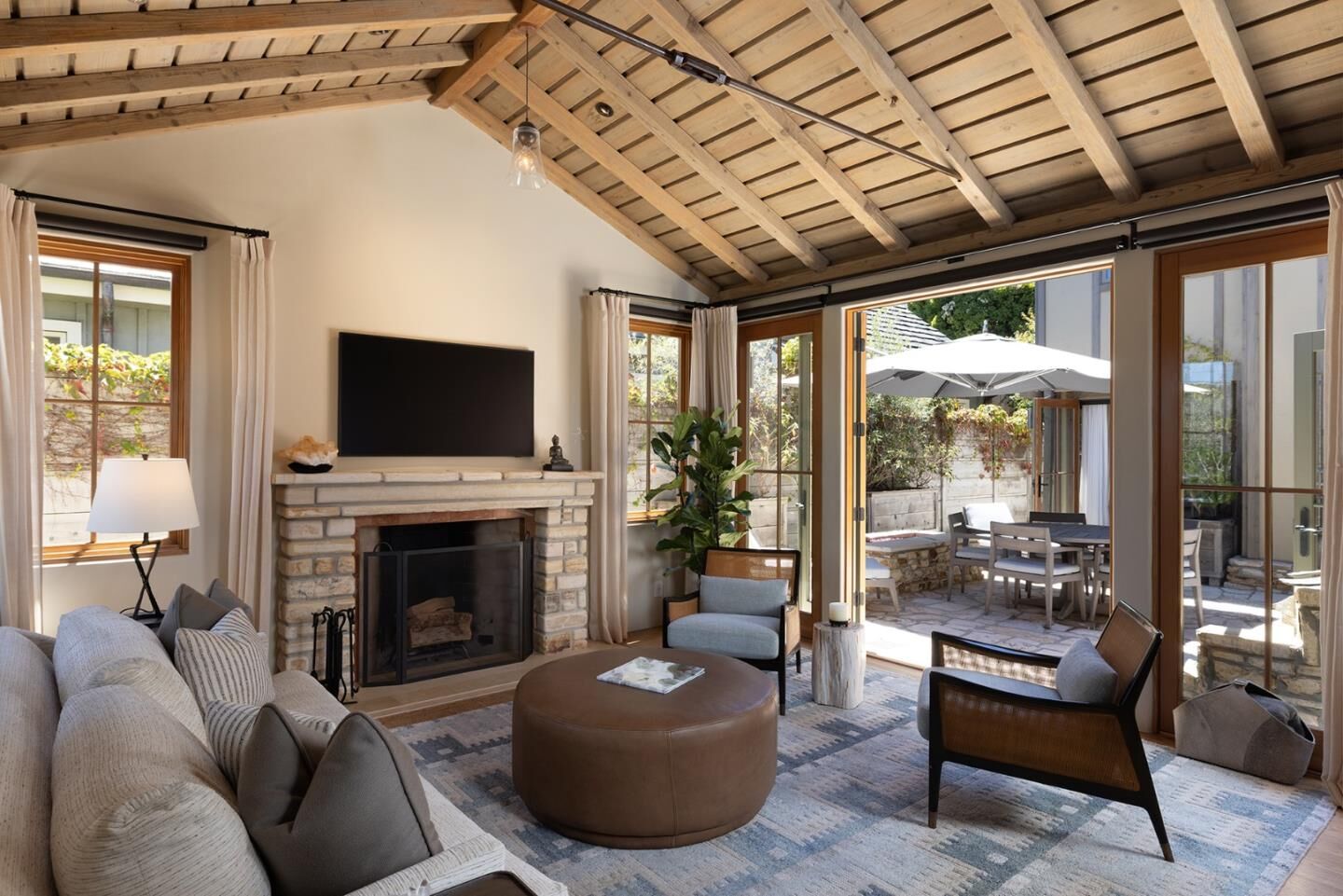 Property Photo:  26264 Valley View Avenue  CA 93923 