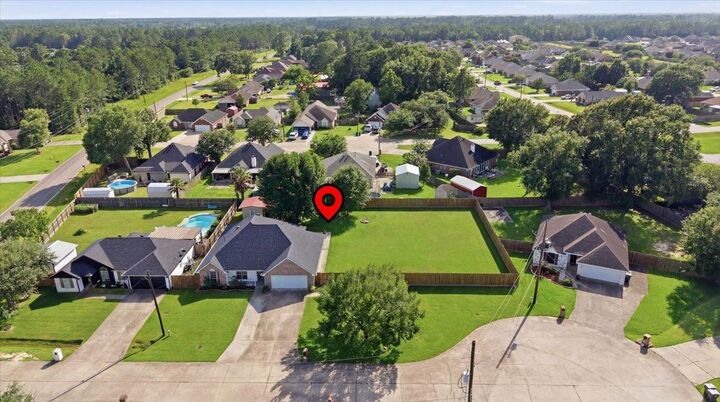 Property Photo: 6415 Tyler Circle TX 77657