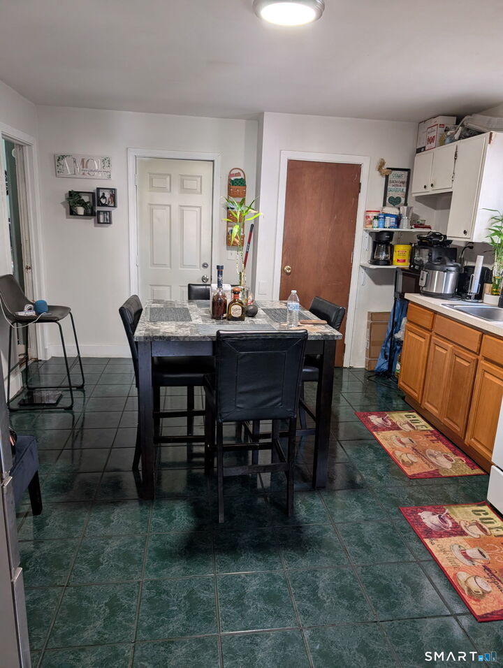 Property Photo:  117-119 Clifford Street  CT 06607 