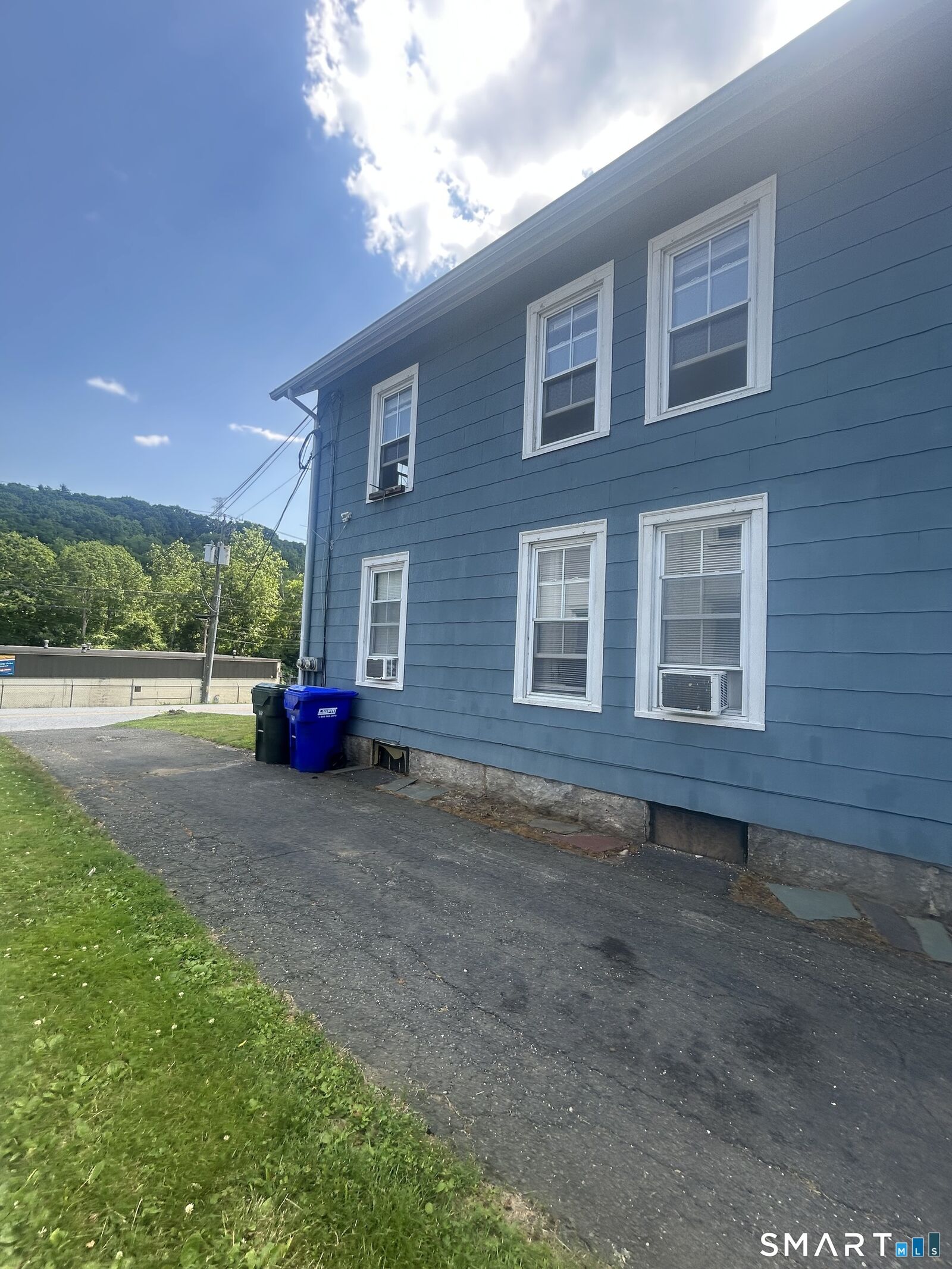 Property Photo:  88 River Street  CT 06787 