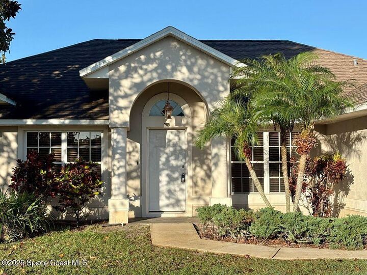 Property Photo:  6130 Meghan Drive  FL 32940 
