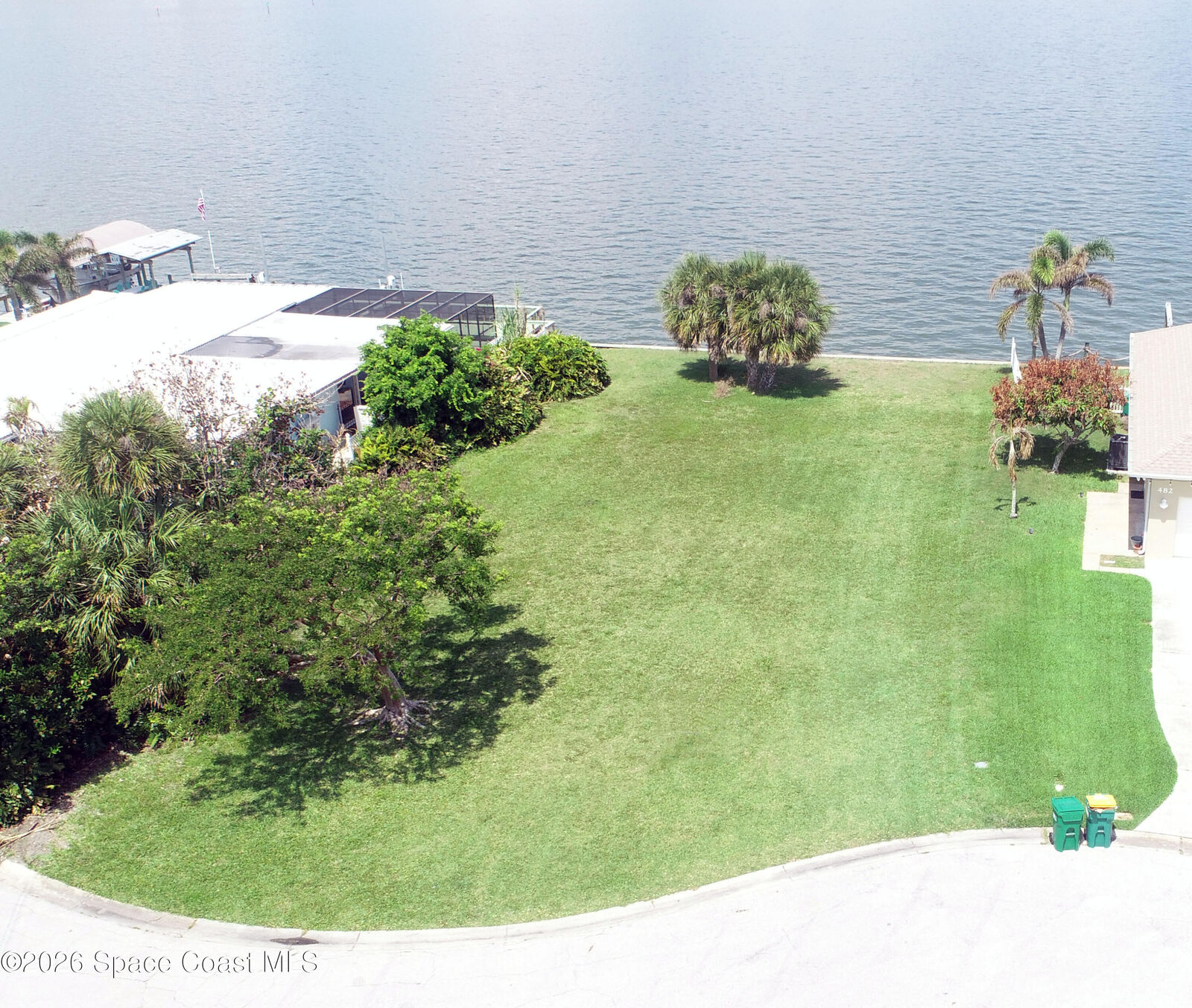 Property Photo:  490 Brightwaters Drive  FL 32931 