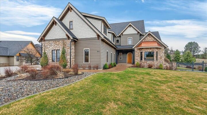 Property Photo: 54 N Chief Garry Dr WA 99019