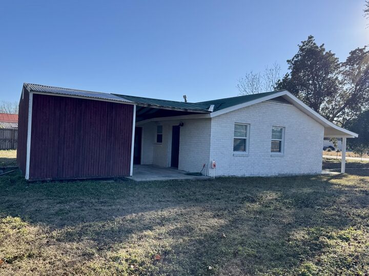 Property Photo: 1137 M W Rickenbaker Road SC 29102