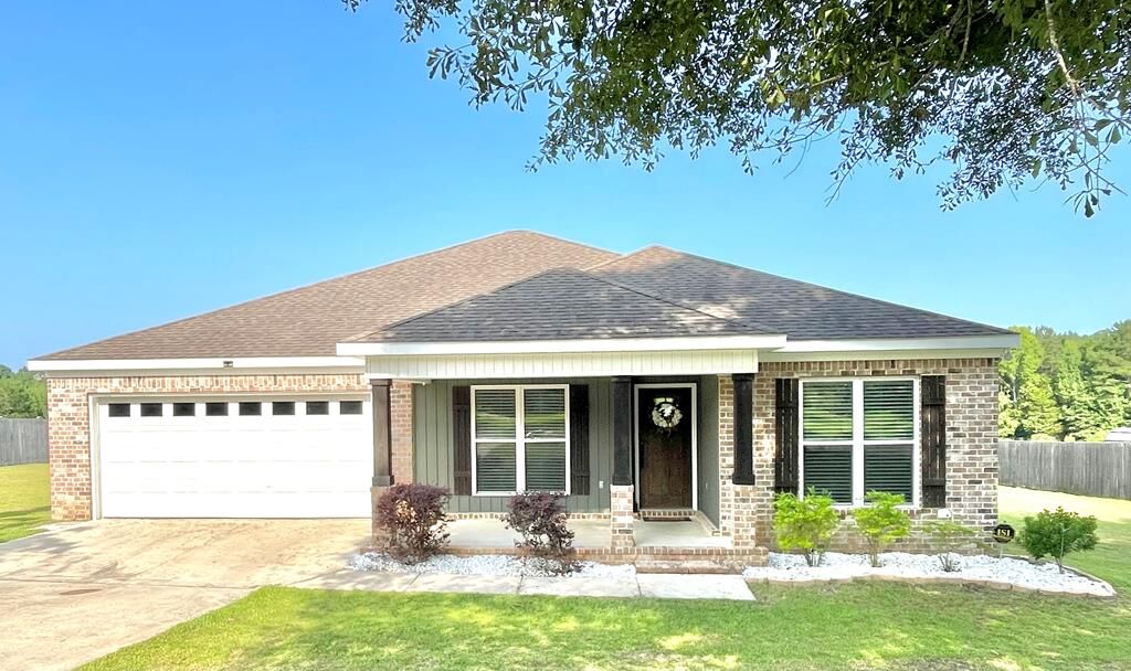 Property Photo:  1320 Middleton Road  AL 36301 