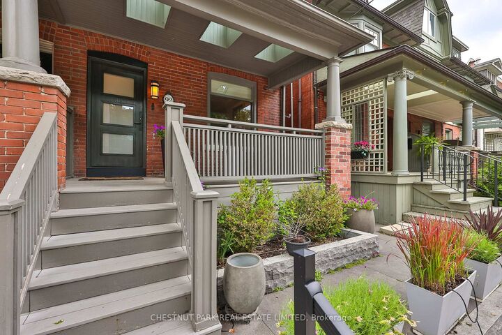 Property Photo: 92 Balmoral Avenue ON M4V 1J4