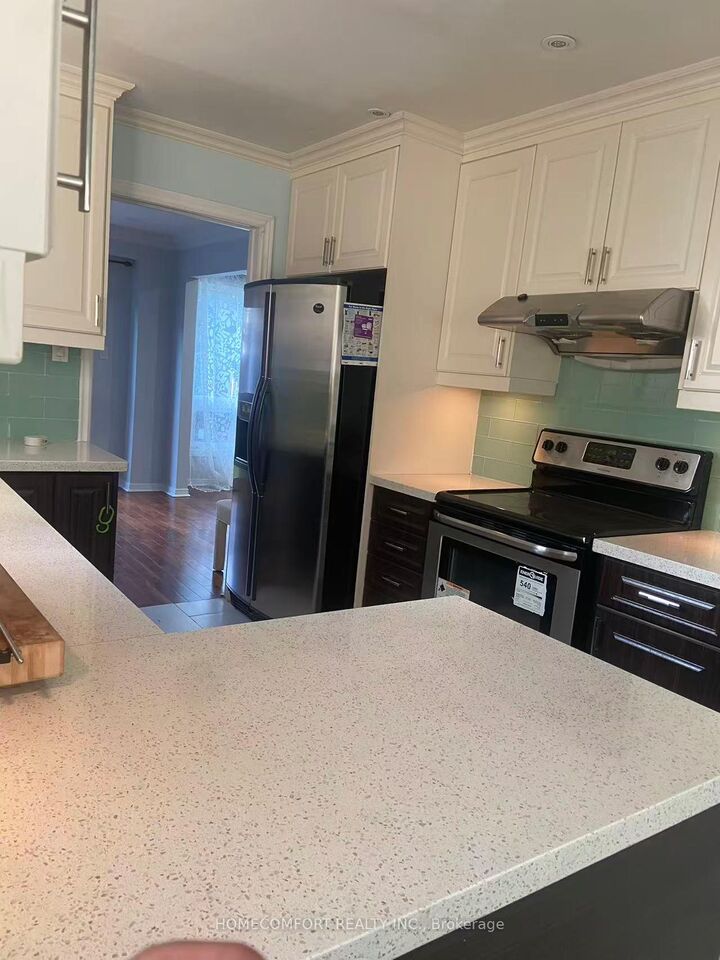 Property Photo: 104 Dunmail Drive ON M1V 1J5