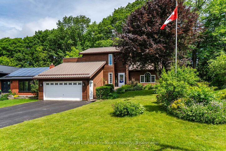 Property Photo: 13 Hallen Drive ON L9M 1G2