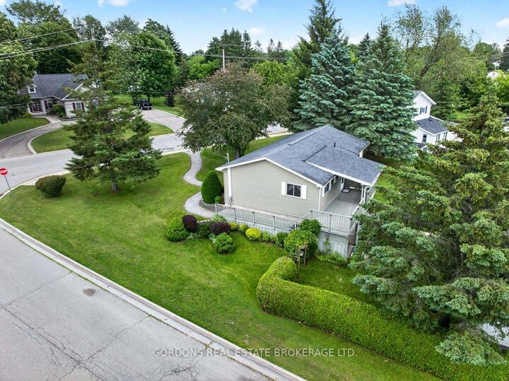 Property Photo: 450 Charles Street N ON K7G 1V7