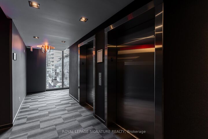 Property Photo:  90 Broadview Avenue 717  ON M4M 0A7 