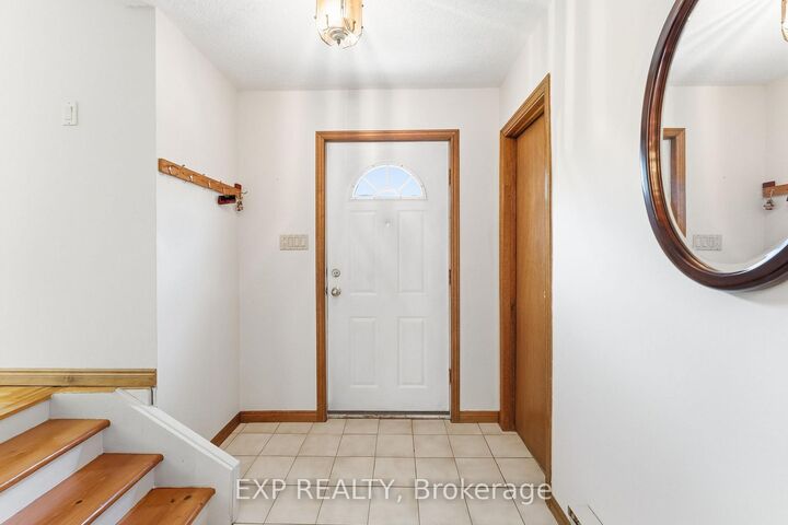 Property Photo: 32 Louisa Street ON L0E 1L0