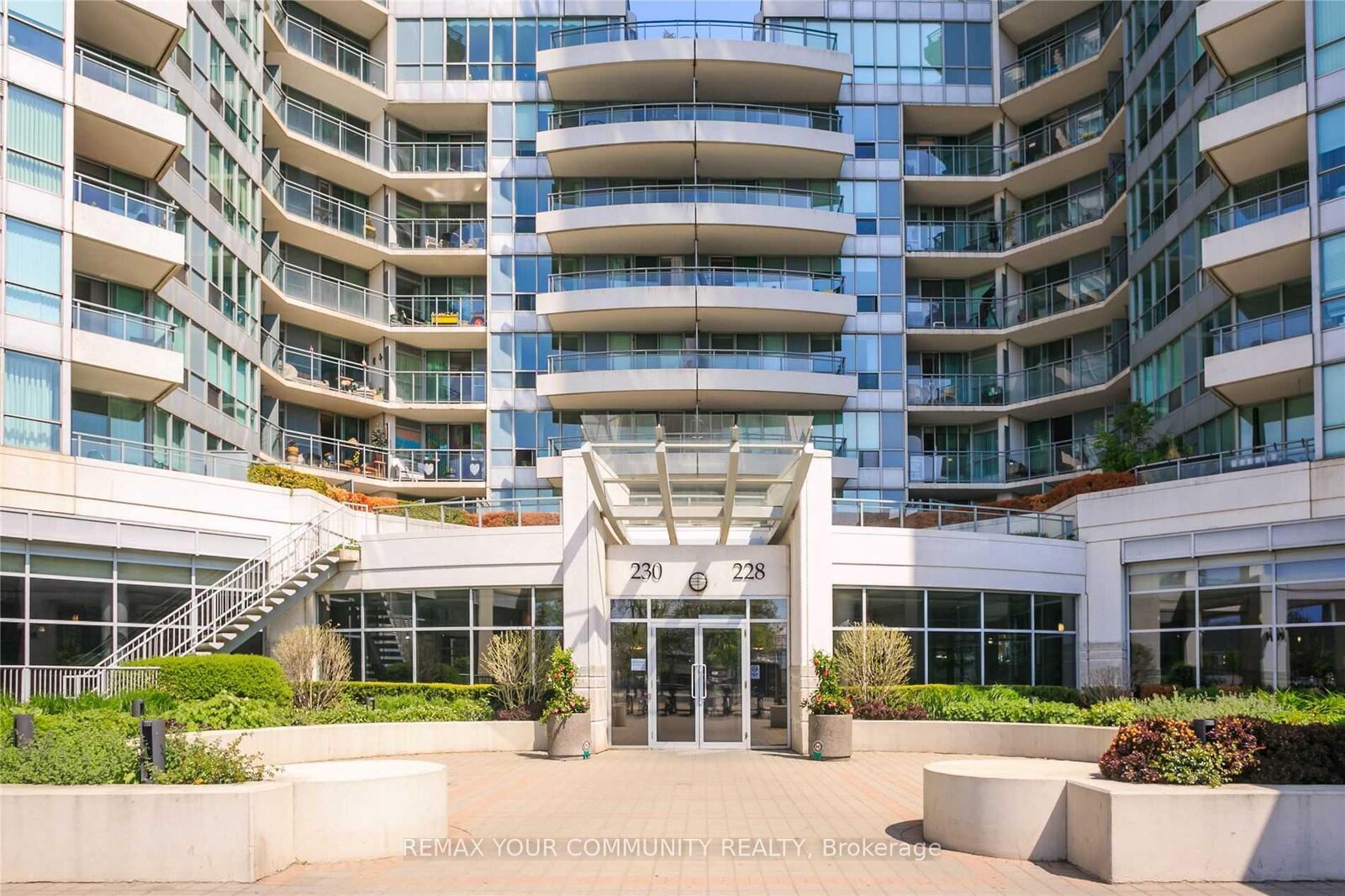 Property Photo:  228 Queens Quay W 1707  ON M5J 1B5 