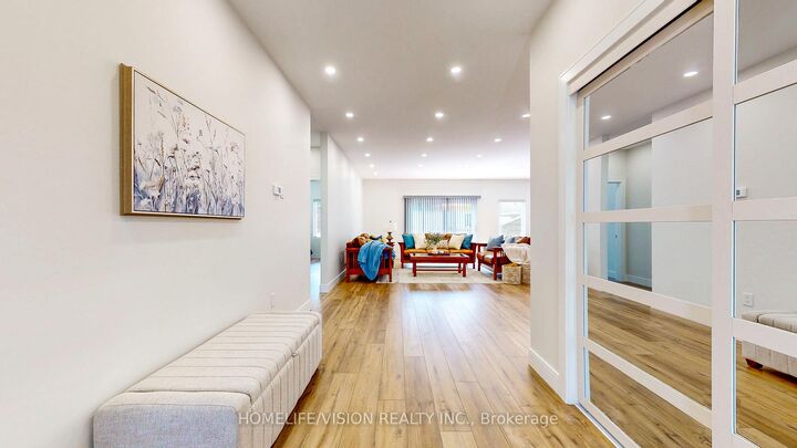 Photo de la propriété:  740 Midland Avenue  ON L0K 1R0 