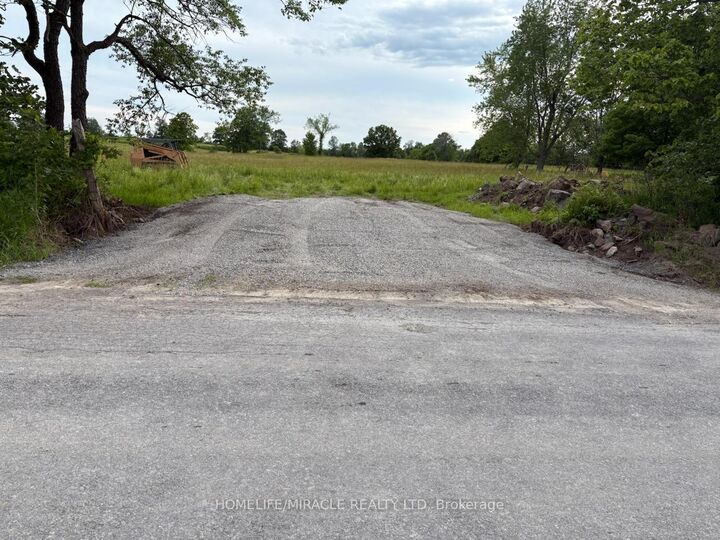 126 School Road — photo 1