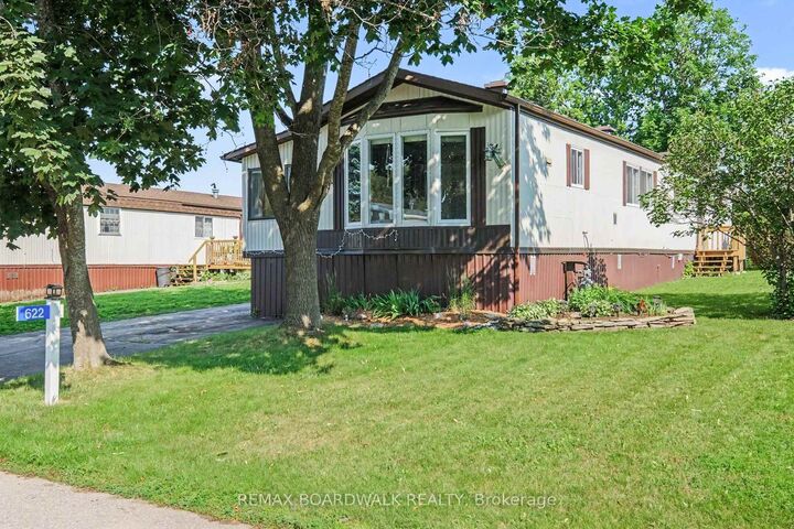Property Photo:  622 Bluebird Hill  ON K7C 4R3 