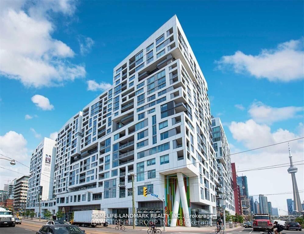Property Photo: 27 Bathurst Street 1113 ON M5V 2P1