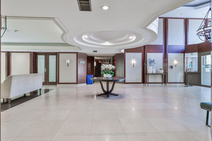 Property Photo: 2267 Lake Shore Boulevard W 1304 ON M8V 3X2