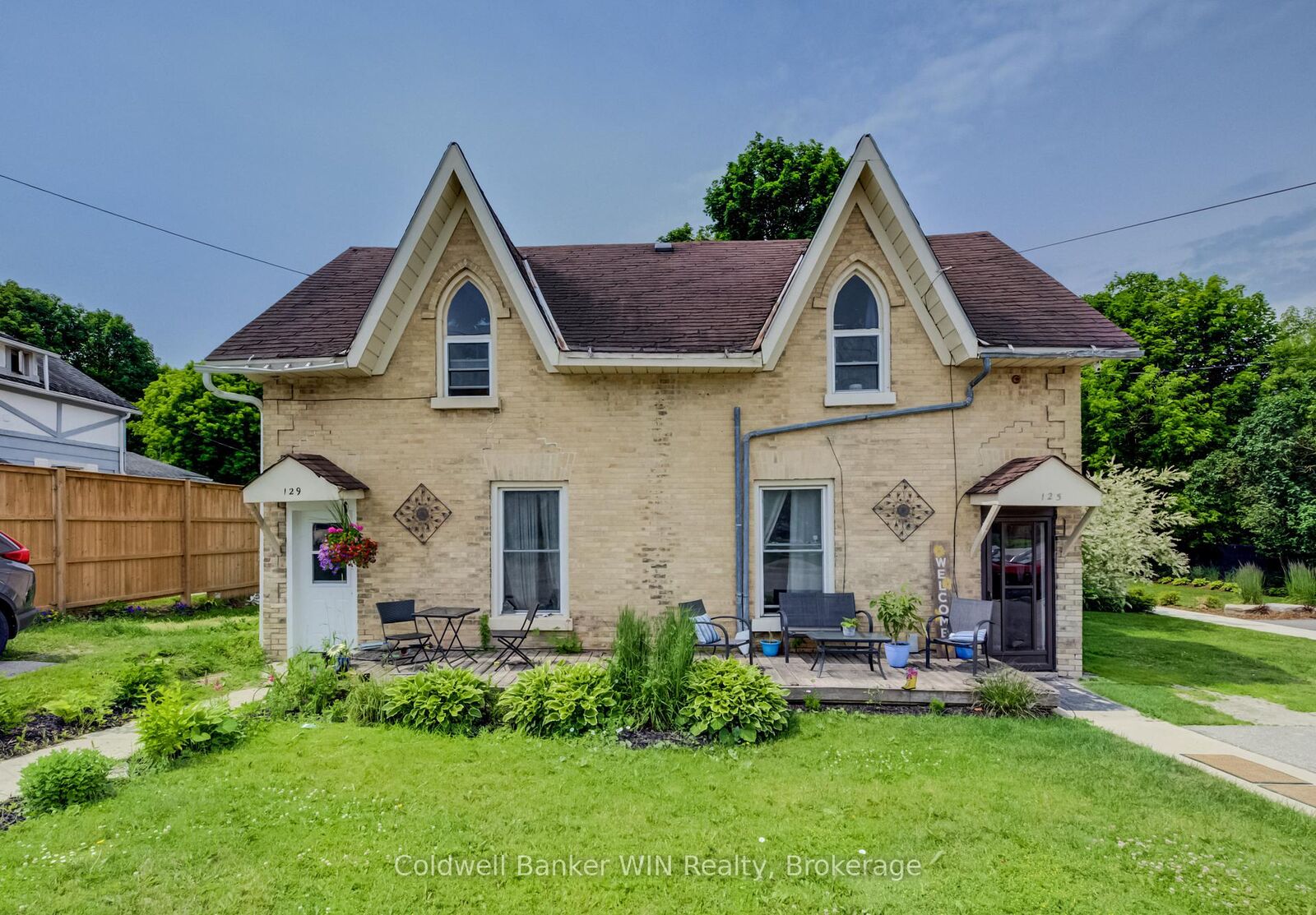 Property Photo:  129 Elgin Street S  ON N0G 2L1 