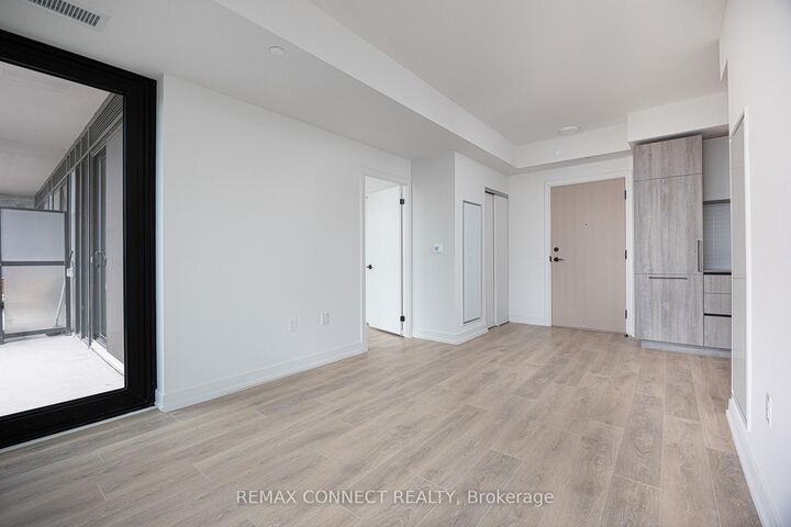 Property Photo: 181 Sterling Road 1002 ON M6R 2B2