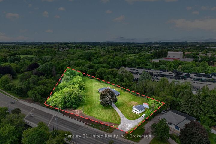 670 William Street — photo 1