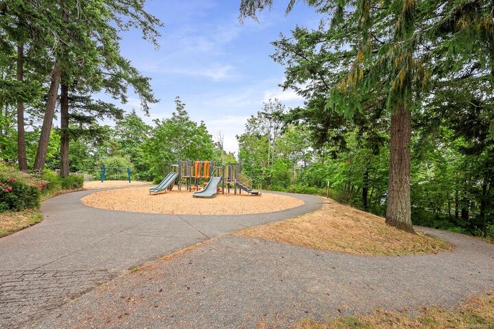 Property Photo: 4616-B Northland Pl BC V9N 8Y4