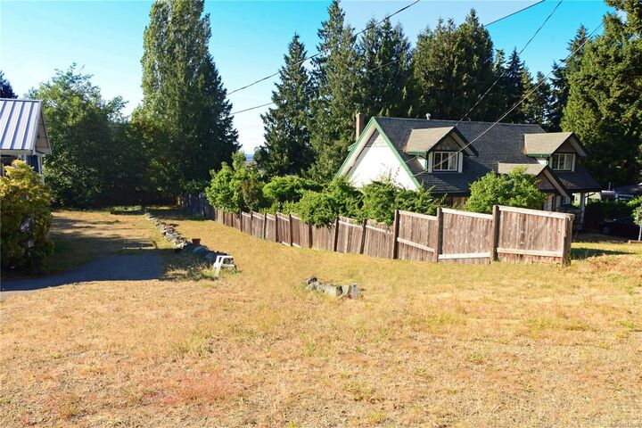 Property Photo: 1491 Sunrise Dr Lot B BC V9P 1X6