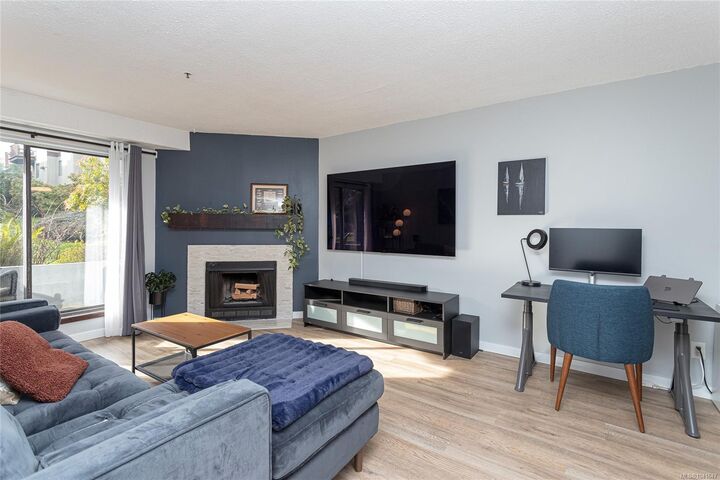 1655 Begbie St #109 — photo 1