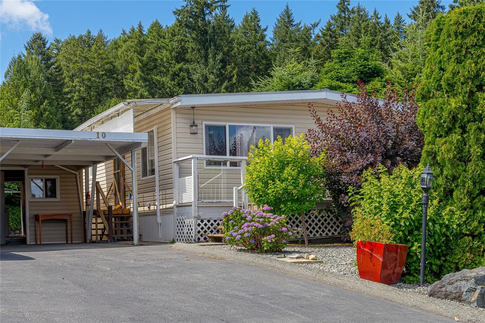 Property Photo:  10980 Westdowne Rd #10  BC V9G 1X2 