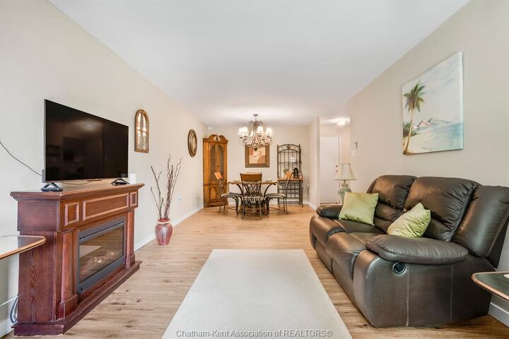 Property Photo: 150 Park Avenue East ON N7M 3V6