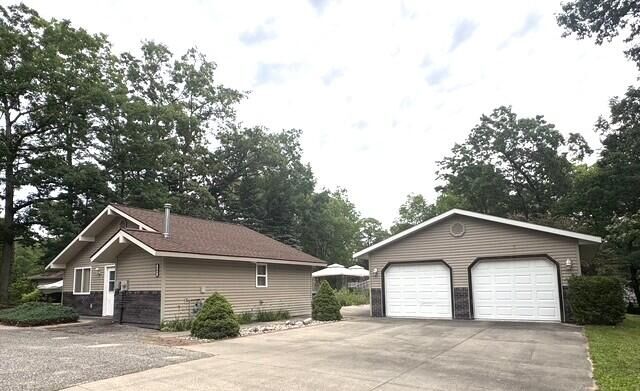 Property Photo: 103 Whitebirch Drive MI 48629