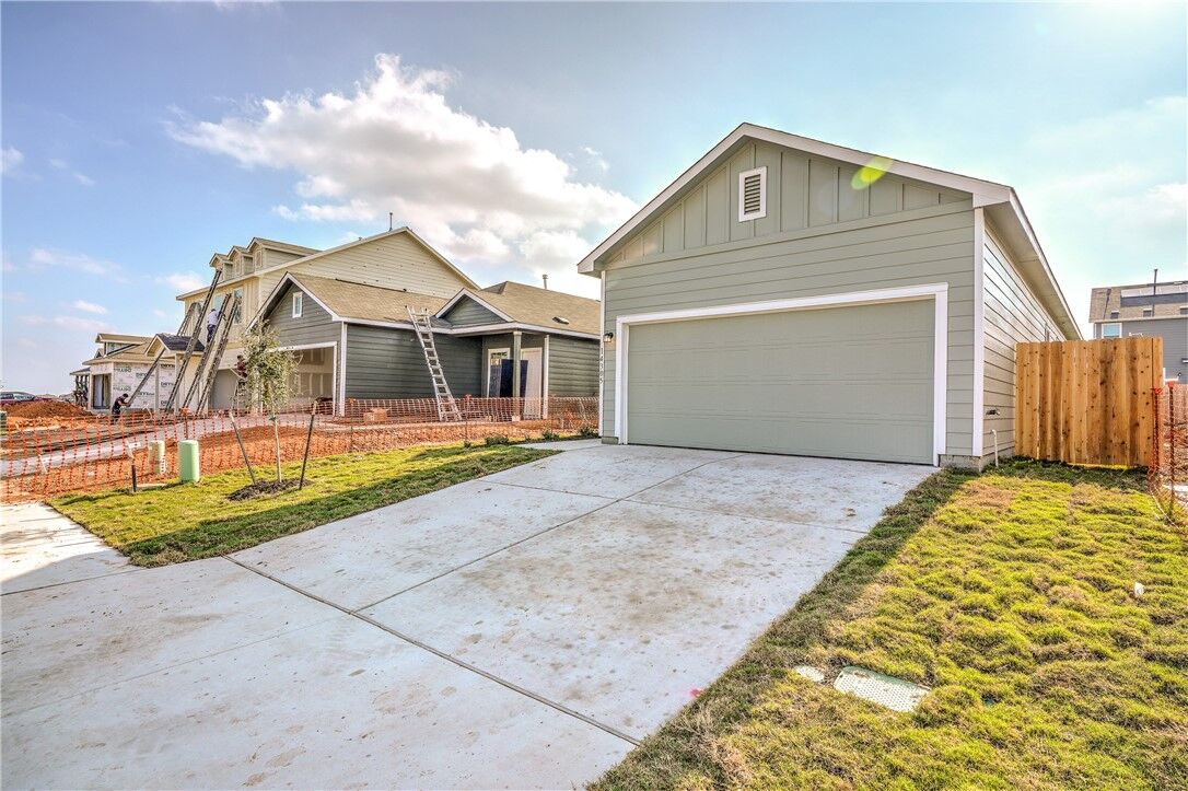 Property Photo:  14305 Sandrock Bend  TX 78660 