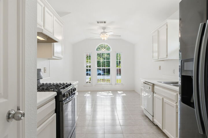 Property Photo:  8829 Francia Trail  TX 78748 