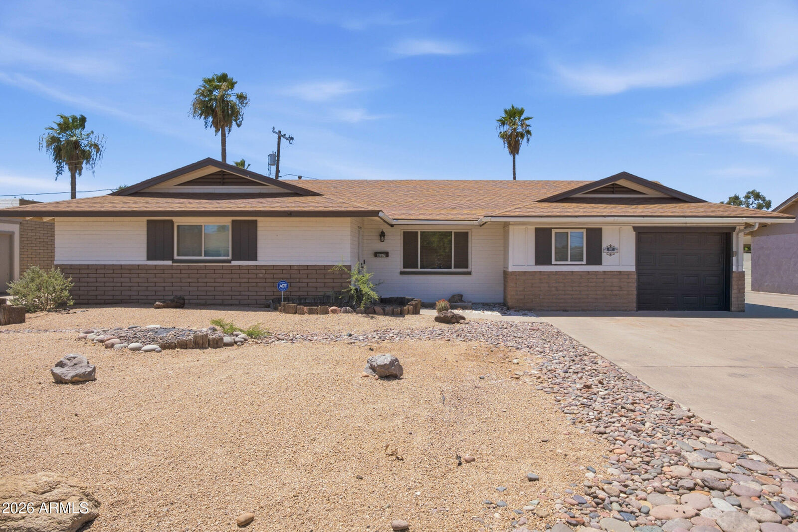Property Photo: 817 W Romo Jones Street AZ 85281